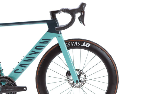 Canyon Aeroad CF SLX 8 Shimano Ultegra Di2 Disc Road Bike 2024, Size Medium