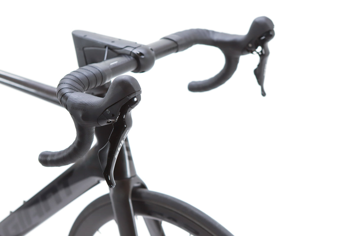 Giant Propel Advanced 2 Shimano 105 Disc Road Bike 2021, Size Large