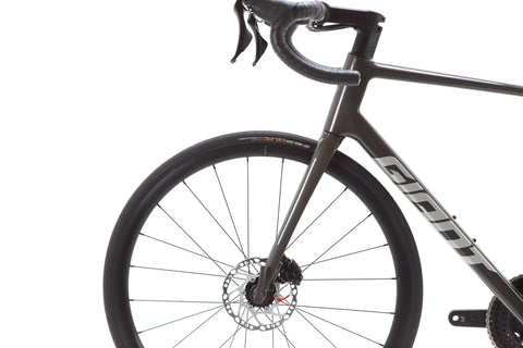 Giant TCR Advanced 2 Shimano 105 Disc Road Bike 2026, Size M/L