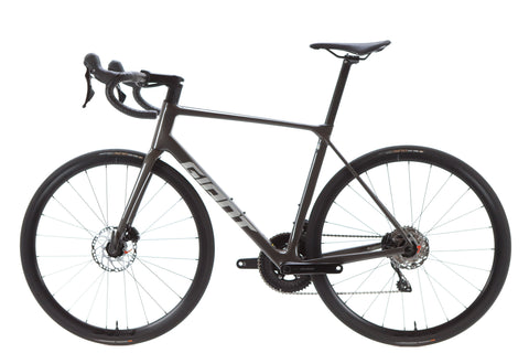 Giant TCR Advanced 2 Shimano 105 Disc Road Bike 2026, Size M/L