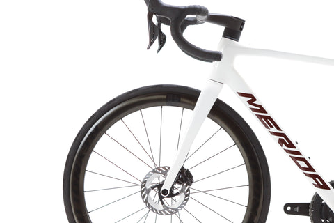Merida Scultura 8000 Shimano Ultegra Di2 Disc Road Bike 2025, Size Medium