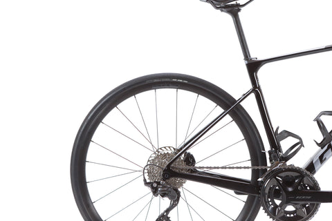 Giant Defy Advanced 2 Shimano 105 Disc Road Bike 2025, Size Medium