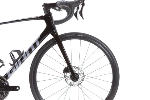 Giant Defy Advanced 2 Shimano 105 Disc Road Bike 2025, Size Medium
