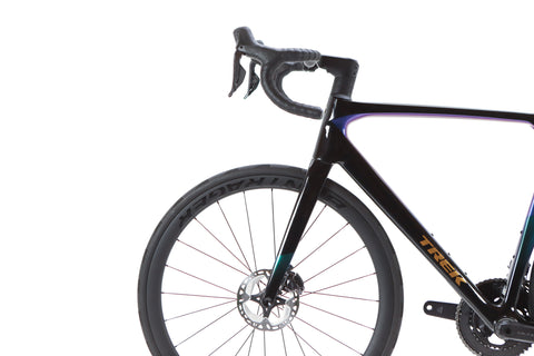 Trek Madone SL 7 Gen 8 Shimano Ultegra Di2 Disc Road Bike 2025, Size Large