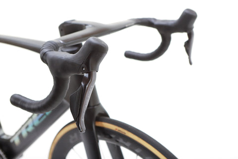 Trek Madone SLR 7 Gen 7 Shimano Ultegra Di2 Disc Road Bike 2023, Size 58cm