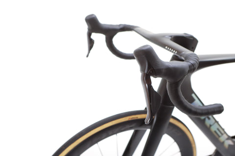 Trek Madone SLR 7 Gen 7 Shimano Ultegra Di2 Disc Road Bike 2023, Size 58cm