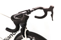 Bianchi Oltre Shimano 105 Di2 Disc Road Bike 2023, Size 53cm