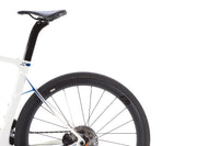 Pinarello X5 Shimano 105 Di2 Disc Road Bike 2025, Size 51.5cm