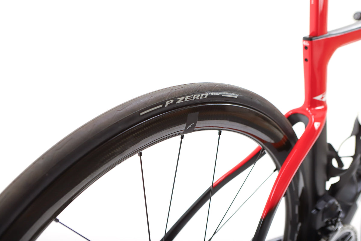 Pinarello Dogma F Sram Red eTap AXS Disc Road Bike 2024, Size 51.5cm