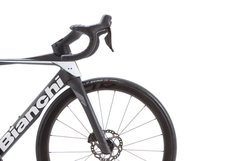 Bianchi Oltre Pro Shimano 105 Di2 Disc Road Bike 2023, Size 55cm