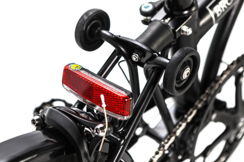 Automatic Rear Light Function When Powered On