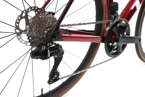 Trek Madone SL 6 Gen 8 Shimano 105 Di2 Disc Road Bike 2025, Size Large