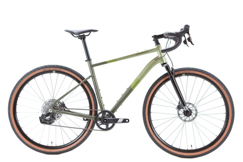 Boardman TRVL 9.2 Sram Apex AXS Gravel Bike 2025, Size Large