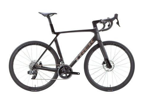 Trek Madone SL 6 Gen 8 Sram Rival eTap AXS Disc Road Bike 2025, Size Large