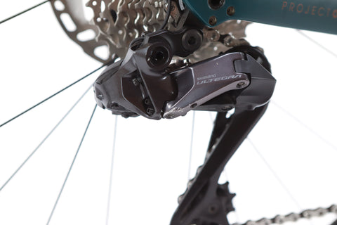 Trek Domane SLR 7 Gen 4 Shimano Ultegra Di2 Disc Road Bike 2023, Size 52cm