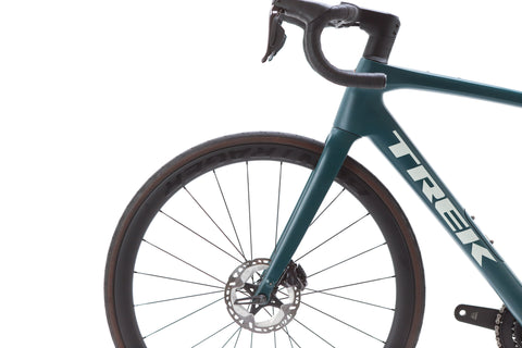 Trek Domane SLR 7 Gen 4 Shimano Ultegra Di2 Disc Road Bike 2023, Size 52cm