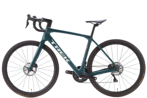 Trek Domane SLR 7 Gen 4 Shimano Ultegra Di2 Disc Road Bike 2023, Size 52cm
