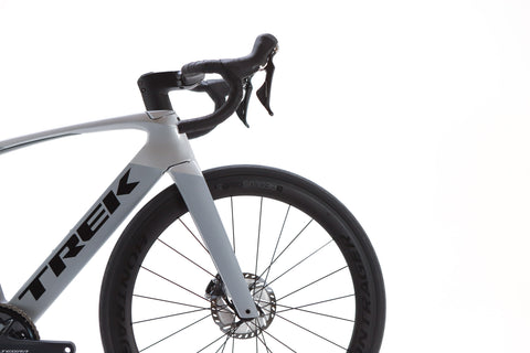 Trek Madone SLR 6 Gen 6 Shimano Ultegra Disc Road Bike 2019, Size 54cm