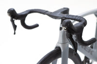 Trek Madone SLR 6 Gen 6 Shimano Ultegra Disc Road Bike 2019, Size 54cm