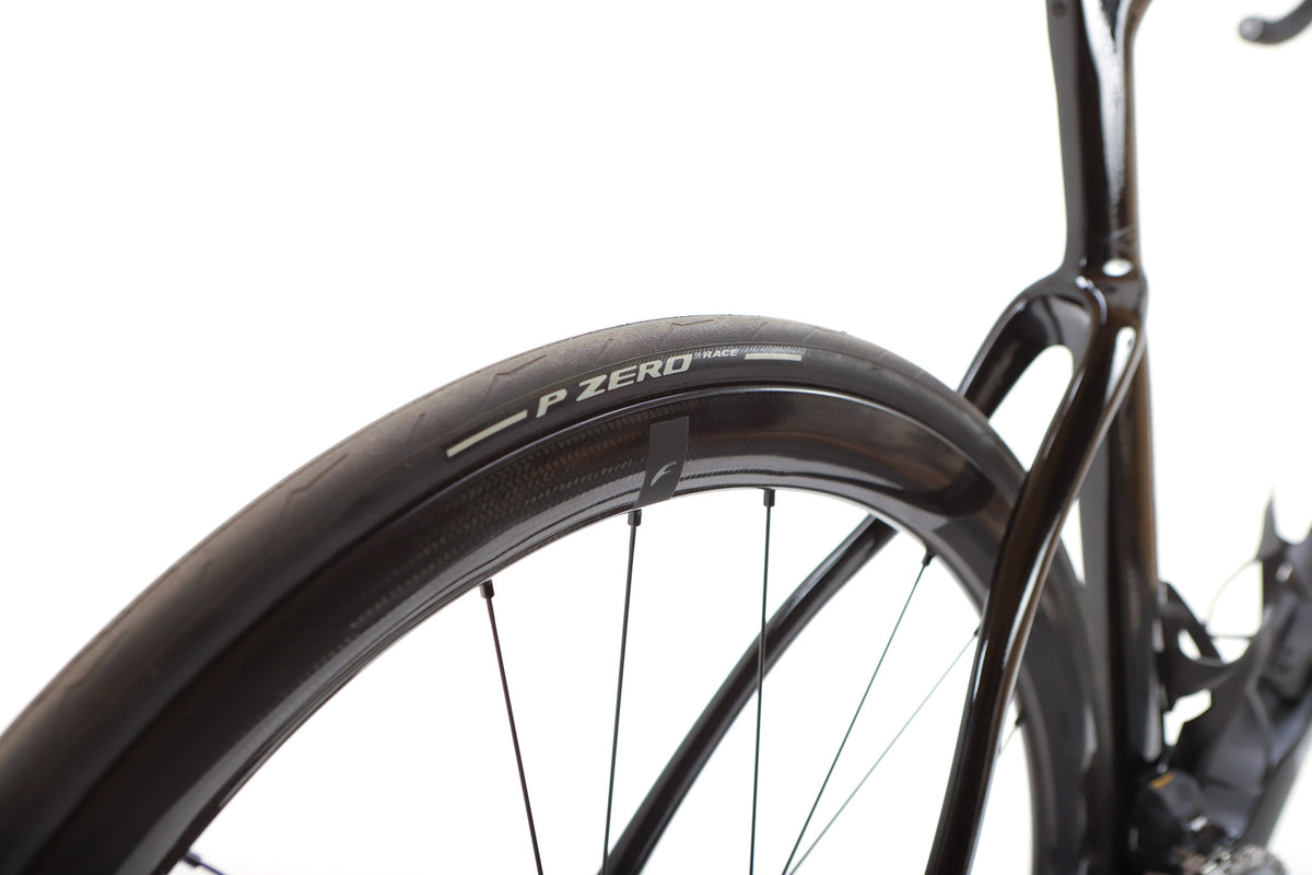 Pinarello Dogma F Shimano Dura-Ace Di2 Disc Road Bike 2024, Size 62cm
