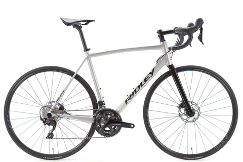 Ridley Fenix SLA Shimano 105 Disc Road Bike 2023, Size Medium