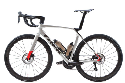 Trek Madone SL7 Gen 8 Shimano Ultegra Di2 Disc Road Bike 2024, Size M/L