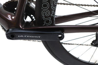 Giant Defy Advanced Shimano Ultegra Di2 Disc Road Bike 2024, Size M/L