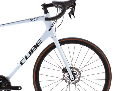 Cube Attain GTC Race Shimano 105 Disc Road Bike 2022, Size 58cm