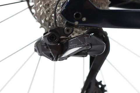 Trek Madone SL 7 Gen 6 Shimano Ultegra Di2 Disc Road Bike 2022, Size 56cm