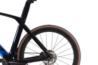 Trek Madone SL 7 Gen 6 Shimano Ultegra Di2 Disc Road Bike 2022, Size 56cm