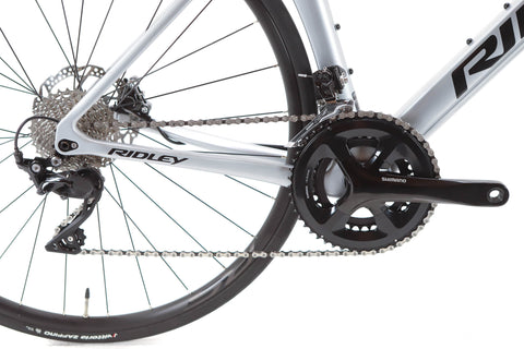 Ridley Noah Disc Shimano 105 Disc Road Bike 2023, Size Medium