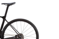 Giant TCR Advanced Disc 1 Shimano 105 Di2 Disc Road Bike 2024, Size Medium