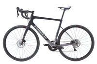 Boardman SLR 8.9 Shimano 105 Disc Road Bike 2021, Size Large