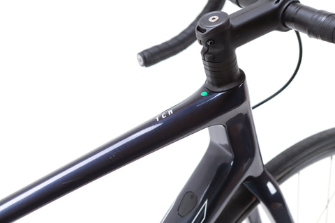 Giant TCR Advanced Shimano 105 Di2 Disc Road Bike 2023, Size M/L