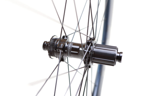 Fuclrum Airbeat 550 Carbon Disc Wheelset, Shimano Freehub