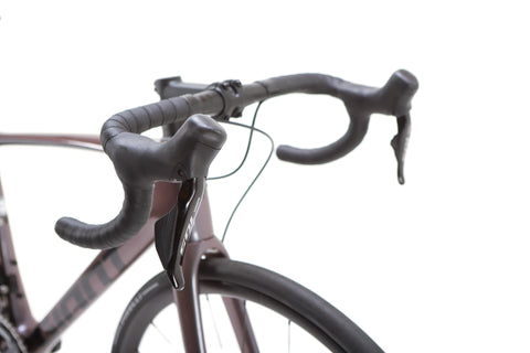 Giant Defy Advanced 1 Shimano 105 Di2 Disc Road Bike 2023, Size Small