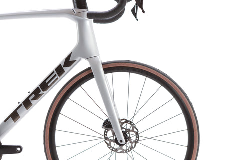 Trek Emonda SL 5 Shimano 105 Disc Road Bike 2022, Size 62cm