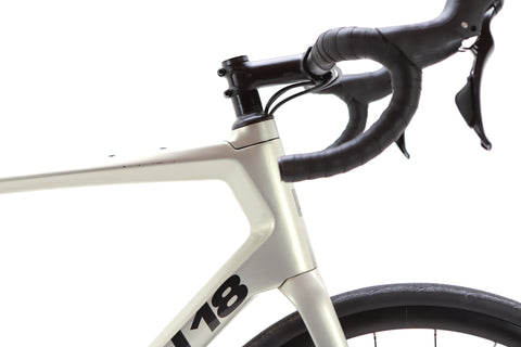 Argon 18 Equation Shimano 105 Disc Road Bike 2025, Size Large