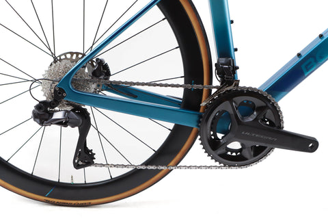 Boardman SLR 9.6 Shimano Ultegra Di2 Disc Road Bike 2023, Size Medium