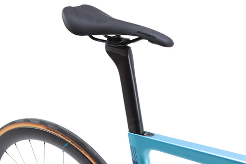 Boardman SLR 9.6 Shimano Ultegra Di2 Disc Road Bike 2023, Size Medium