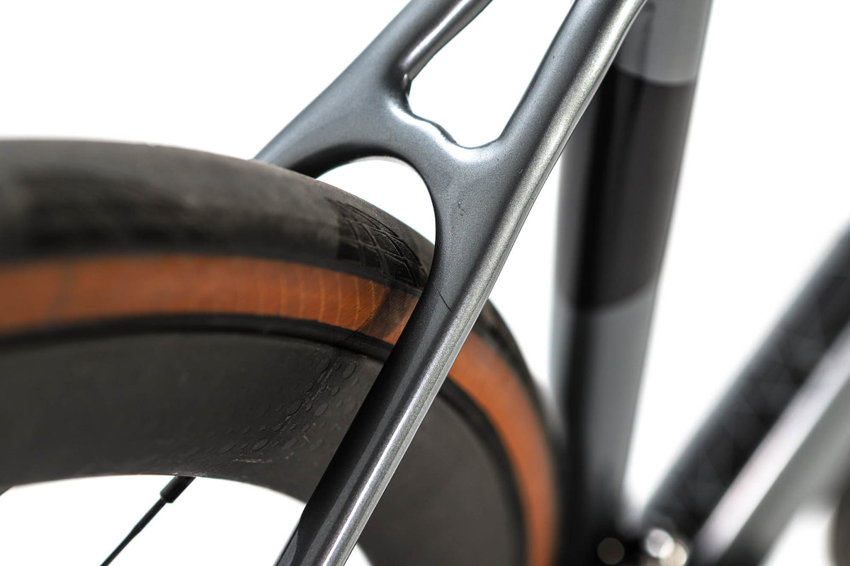 Ribble R872 Enthusiast Shimano 105 Disc Road Bike 2021, Size Medium