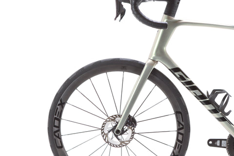 Giant Defy Advanced SL 1 Shimano Ultegra Di2 Disc Road Bike 2024, Size XL