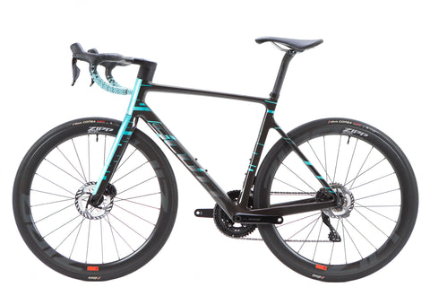 Scott Addict RC Shimano 105 Di2 Disc Road Bike 2024, Size Large