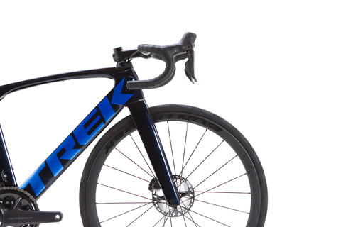 Trek Madone SL 7 Gen 6 Shimano Ultegra Di2 Disc Road Bike 2022, Size 54cm
