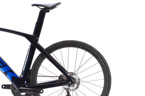 Trek Madone SL 7 Gen 6 Shimano Ultegra Di2 Disc Road Bike 2022, Size 54cm