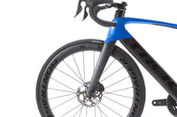 Trek Madone SL 7 Gen 6 Shimano Ultegra Di2 Disc Road Bike 2021, Size 54cm
