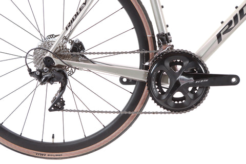 Ridley Fenix SLA Shimano 105 Disc Road Bike 2024, Size 56cm