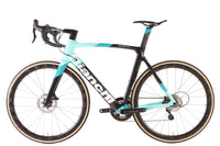 Bianchi Oltre XR4 Campagnolo Chorus Disc Road Bike 2022, Size 59cm