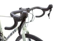 Giant Revolt 1 Shimano GRX Gravel Bike 2021, Size M/L