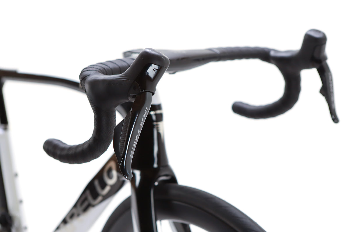 Pinarello F9 Shimano Dura-Ace Di2 Disc Road Bike 2023, Size 54.5cm